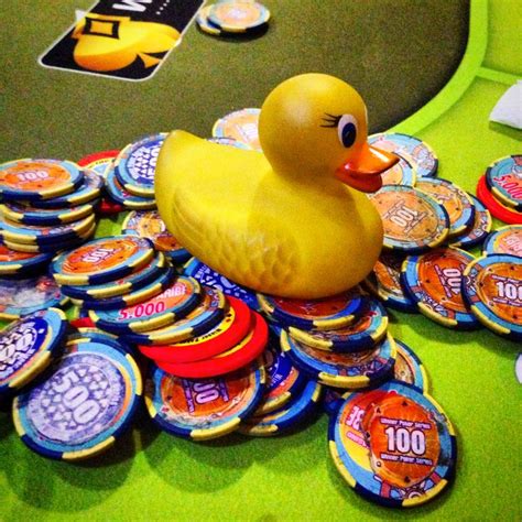 Desagradável pato poker