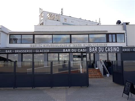 Nouveau bar du casino de casco